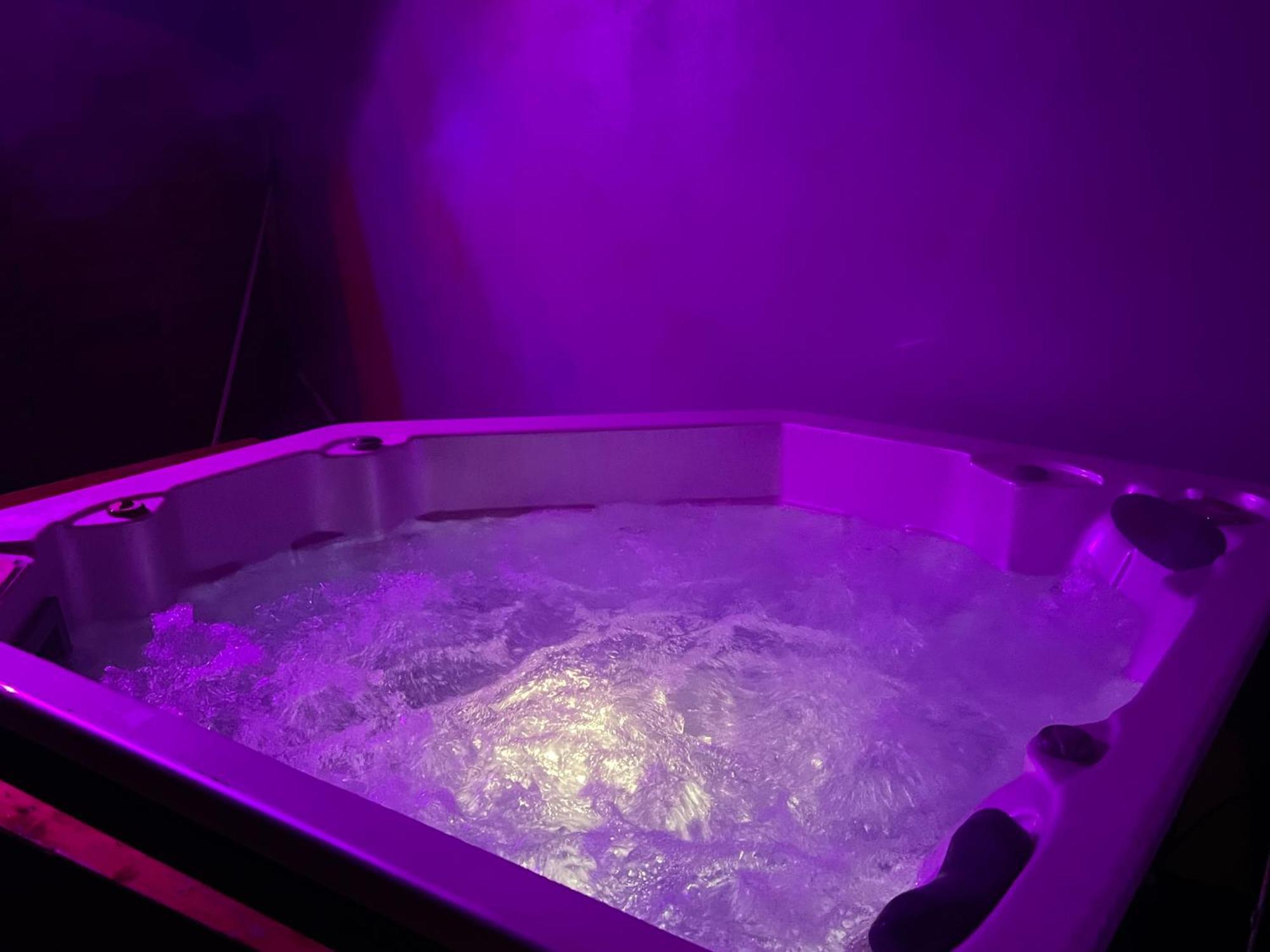 Le Gite Du Cavalier Au Coeur De La Foret/Jacuzzi Dole Exterior foto